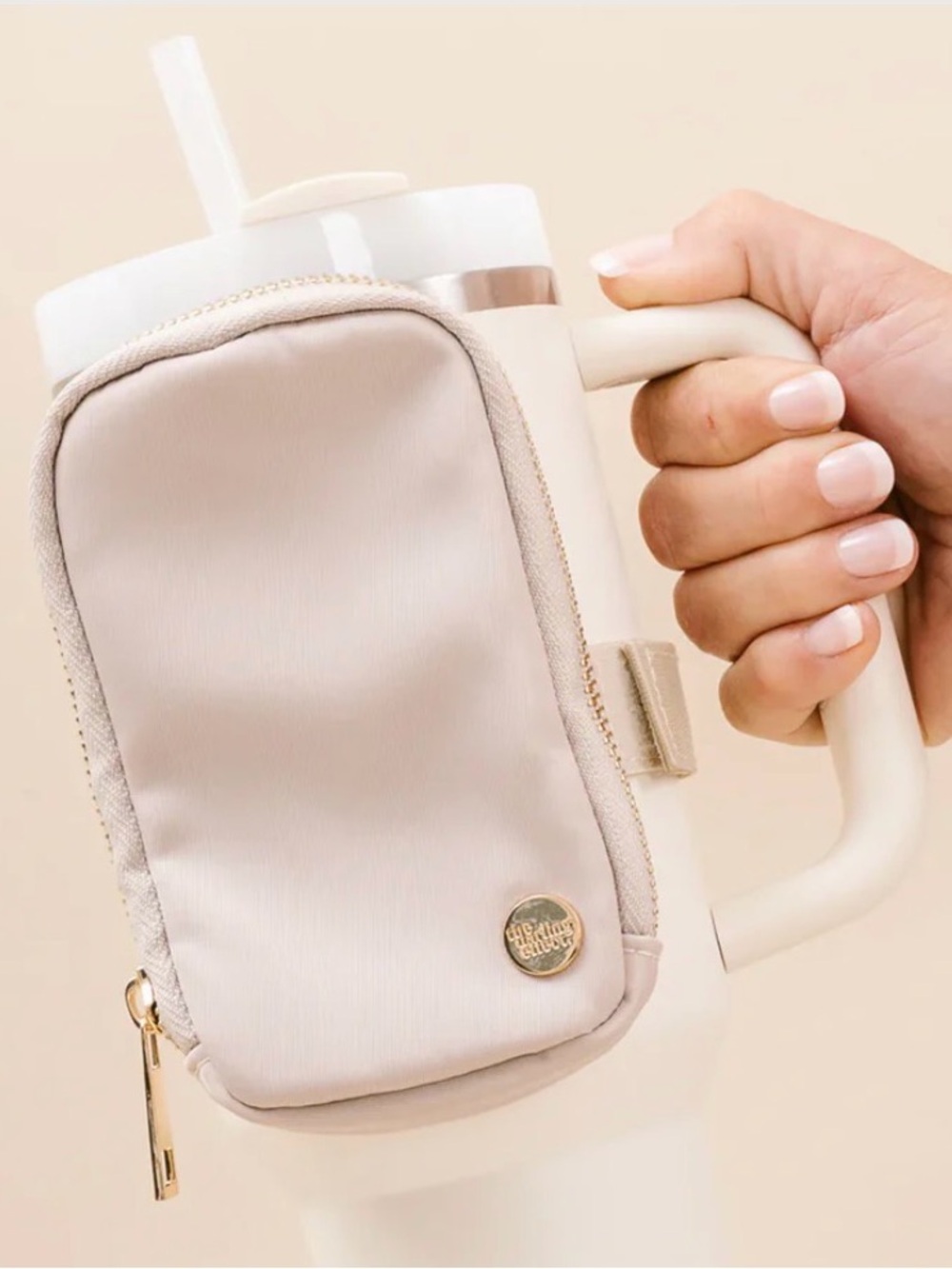 NWOT✨💦👛Beige & Gold Mini Tumbler Fanny Pouch Pack Compact Everyday Bag👛✨💦